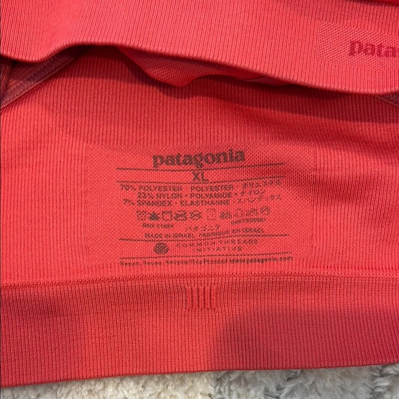 Patagonia Women's Red Sports Bra XL - Picture 4 of 4